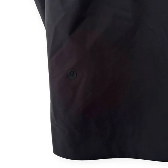 Lululemon • Rain Rebel Jacket
Black - Picture 10 of 16